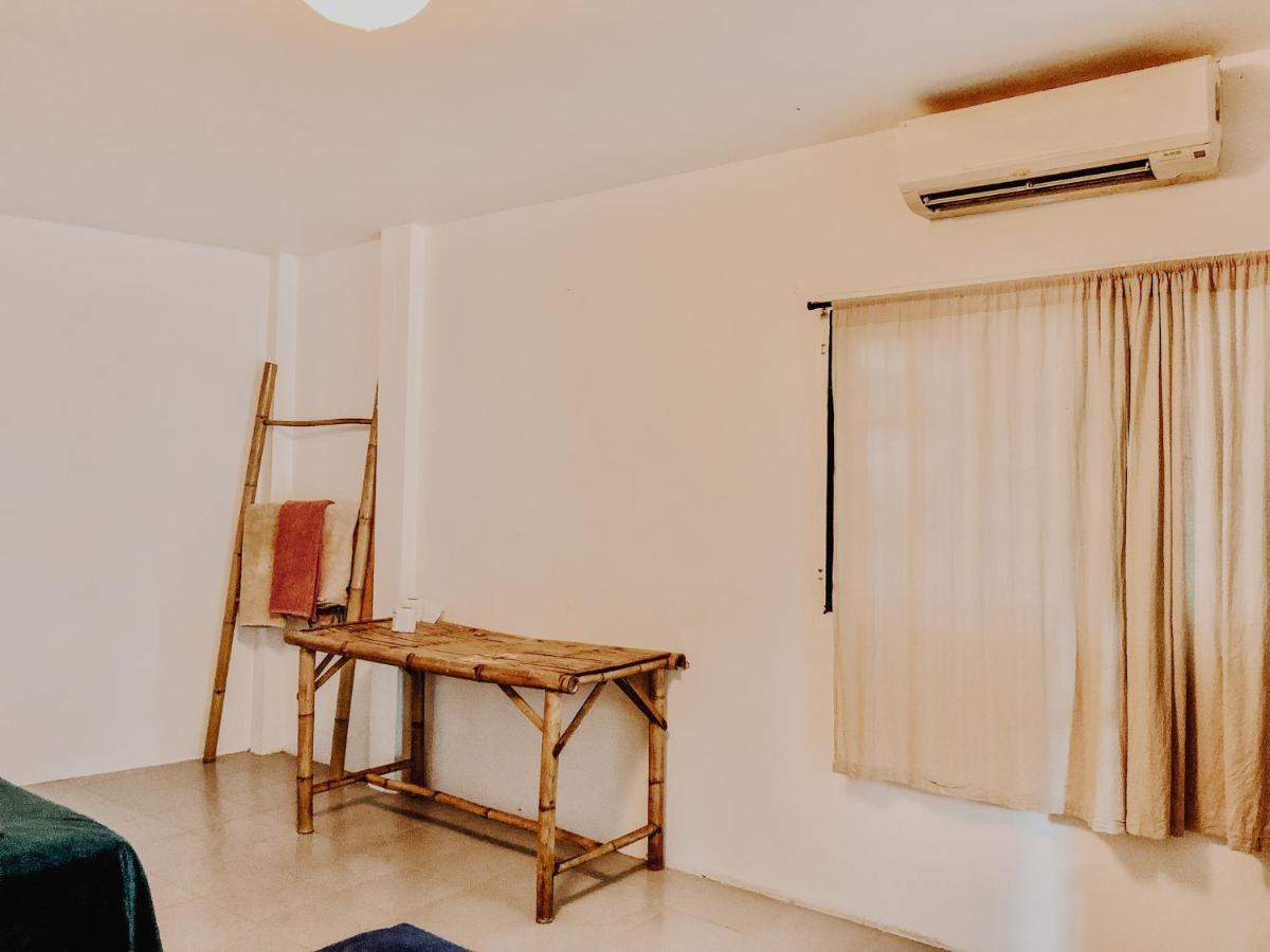 Green Garden Hotel Bang Rak Beach  Bagian luar foto